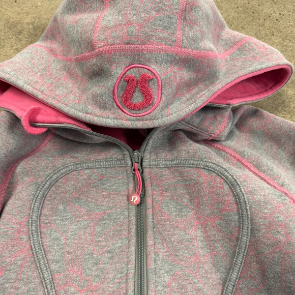 Lululemon Grey/Pink Design Y2K Scuba Hoodie - Picture 2 of 4